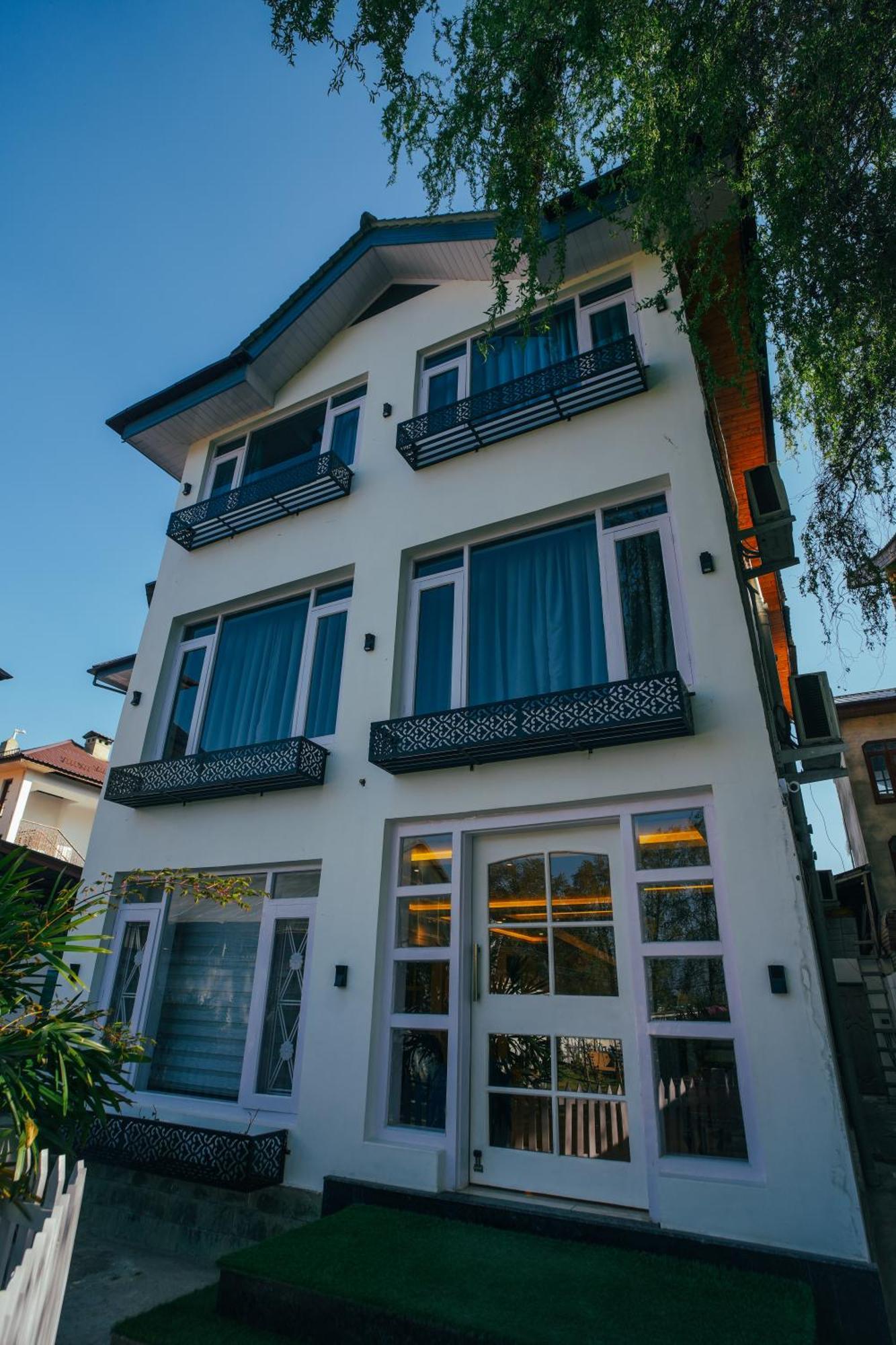 De Elaaf The Luxury Stay Srīnagar Exterior foto